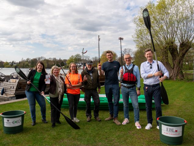 greenKayak-KickOff-1 greenKayak-KickOff-1